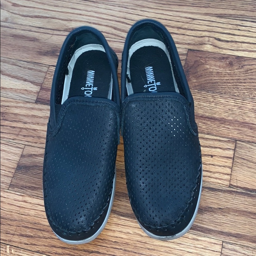 Leather slip on sneaker